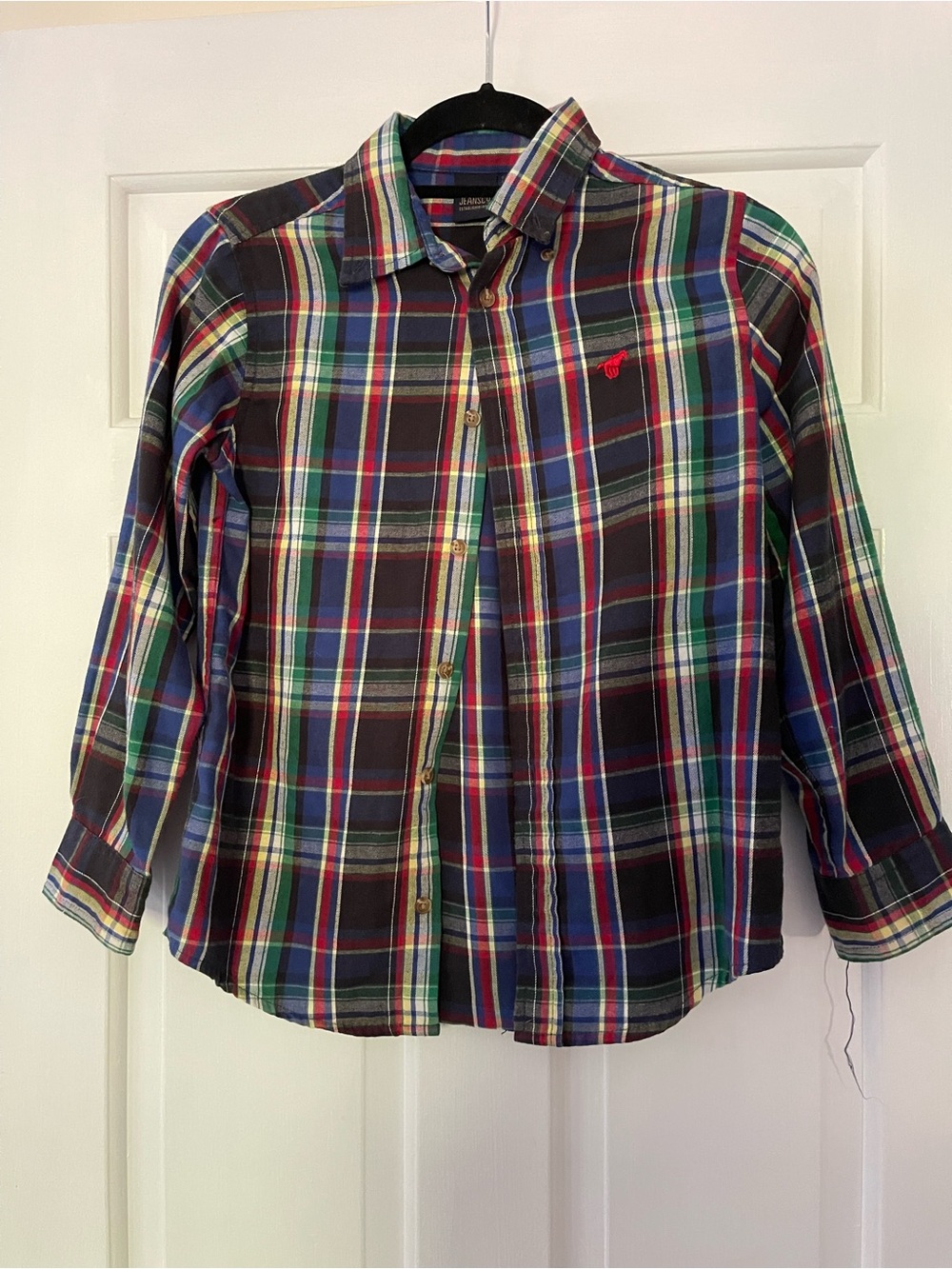 Wrangler Co. Button Down Shirt
Multicolor Plaid
Size Large 10/12
Good condition